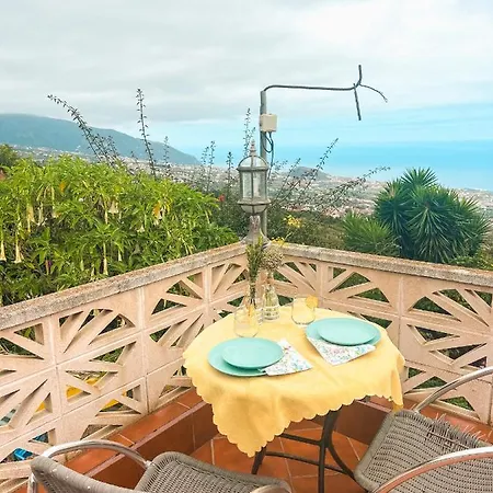 Сasa de vacaciones Sun-soaked W Patio, Balcony & Garden - Aguilas